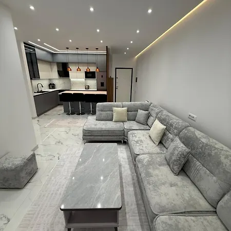 Luxury Kamez